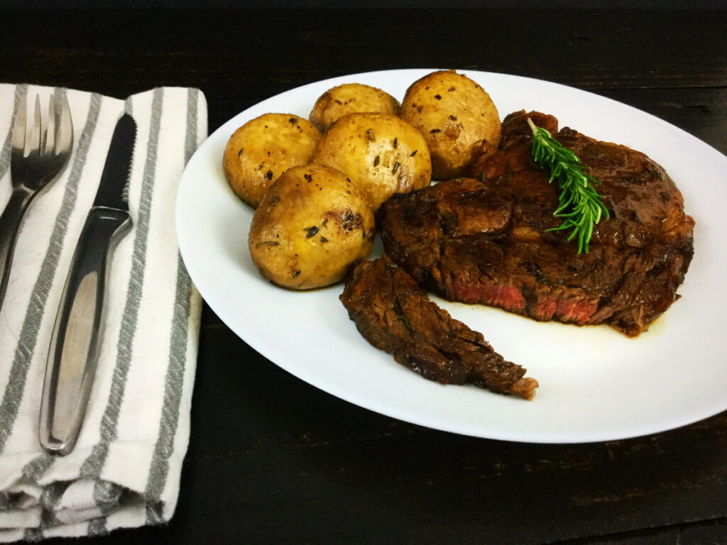 Best Knives for Your Steak Dinner Rib'N Reef Montreal's Steakhouse